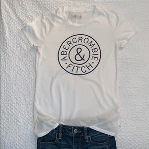 Abercrombie & Fitch tee